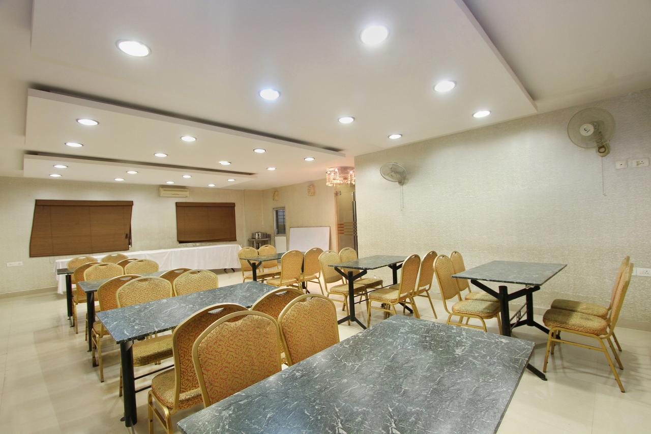 Hotel Amshi International Bengalúr Exteriér fotografie