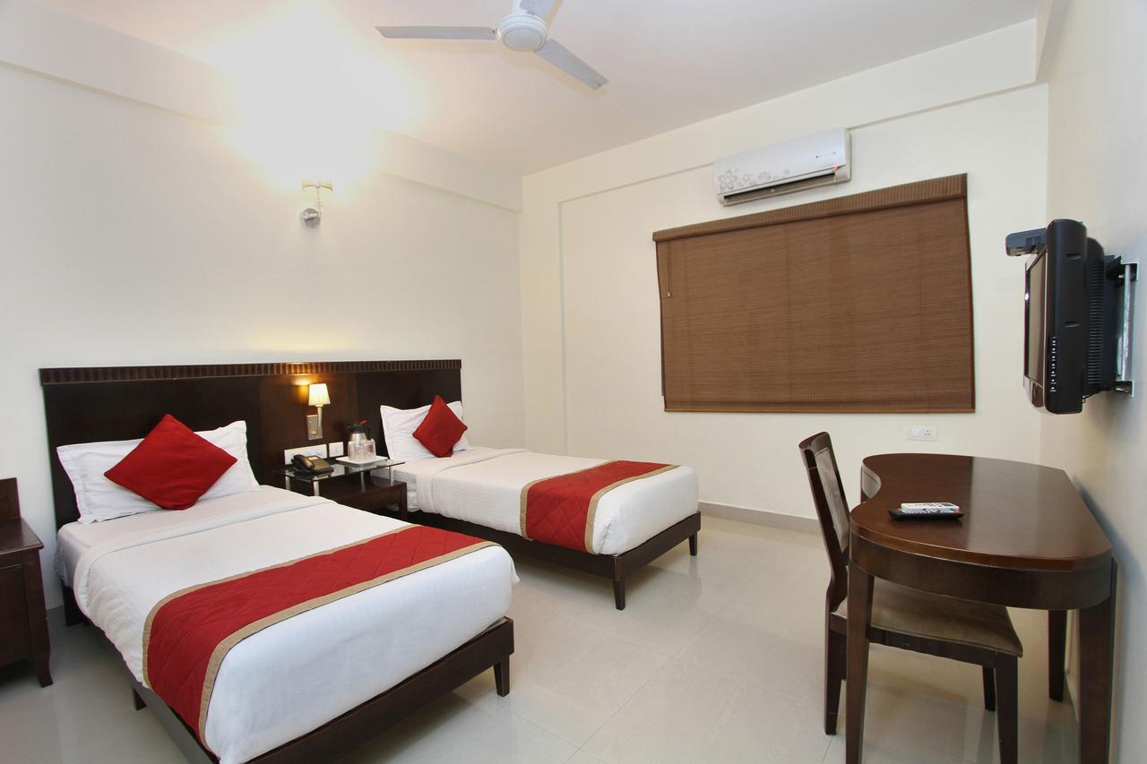 Hotel Amshi International Bengalúr Exteriér fotografie